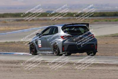 media/Oct-04-2025-OnGrid (Sat) [[44bd565ffa]]/Pink Group/Grapevine/